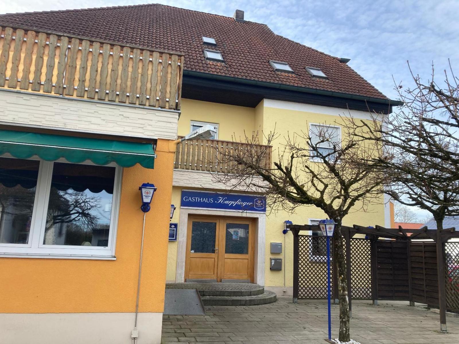 Gasthaus Karpfinger Aiterhofen Eksteriør bilde